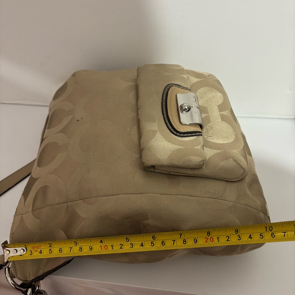 Coach Bag - Picture 9 of 9